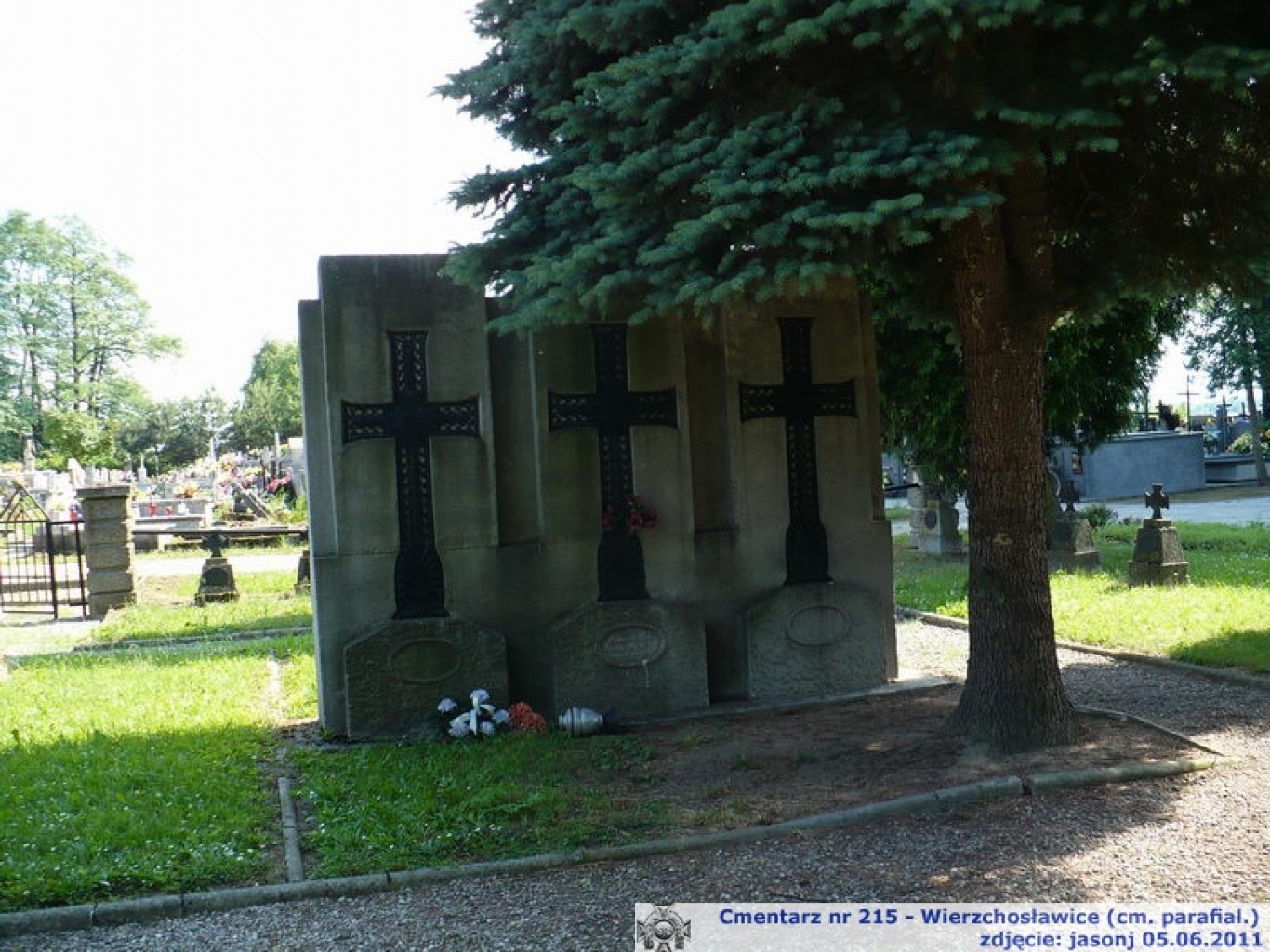 Cmentarz wojenny z I wojny nr 215 - Wierzchosławice (cm. parafialny)