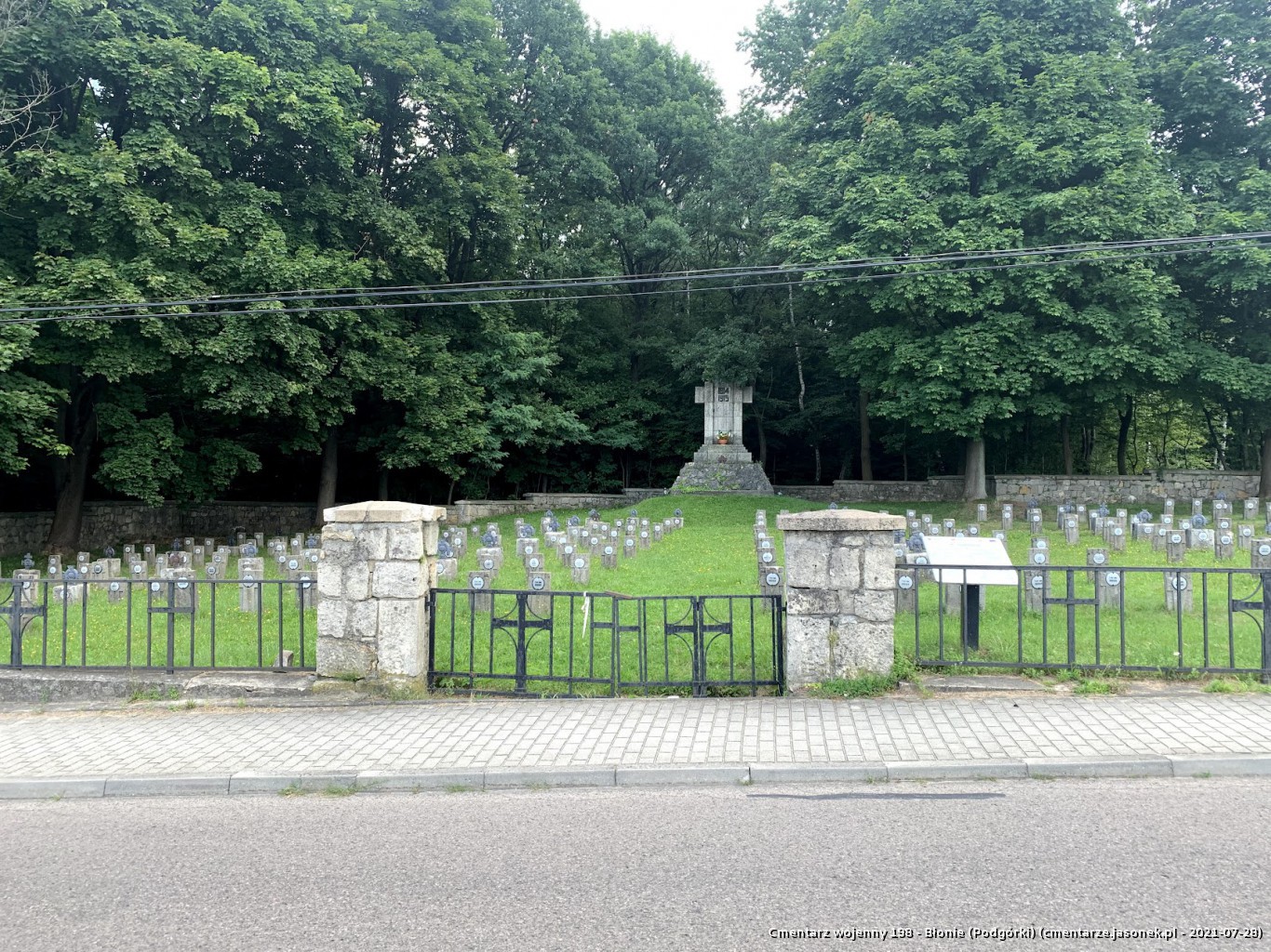 Cmentarz wojenny 198 - Błonie (Podgórki)